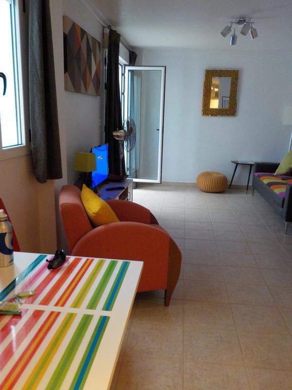 شقة Attic At 91 Pinoso المظهر الخارجي الصورة
